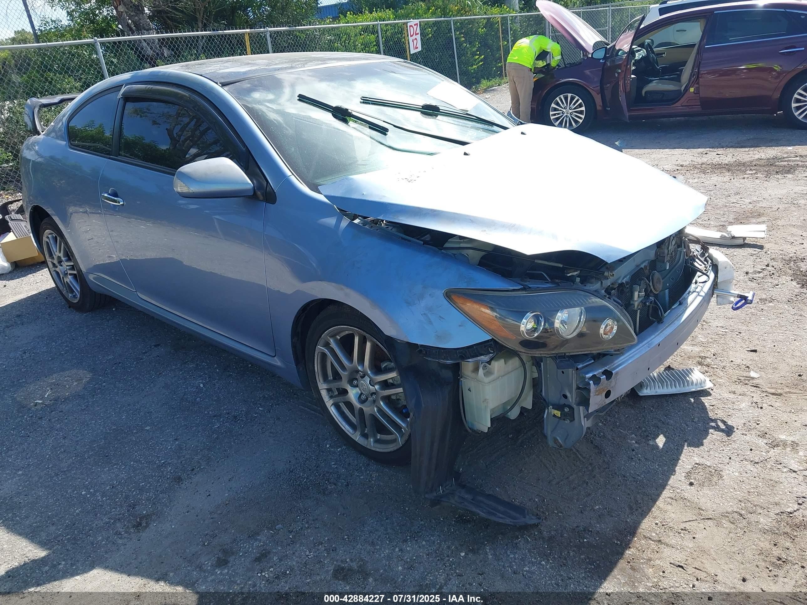 2008 Scion Tc   Blue vin: JTKDE167780251048