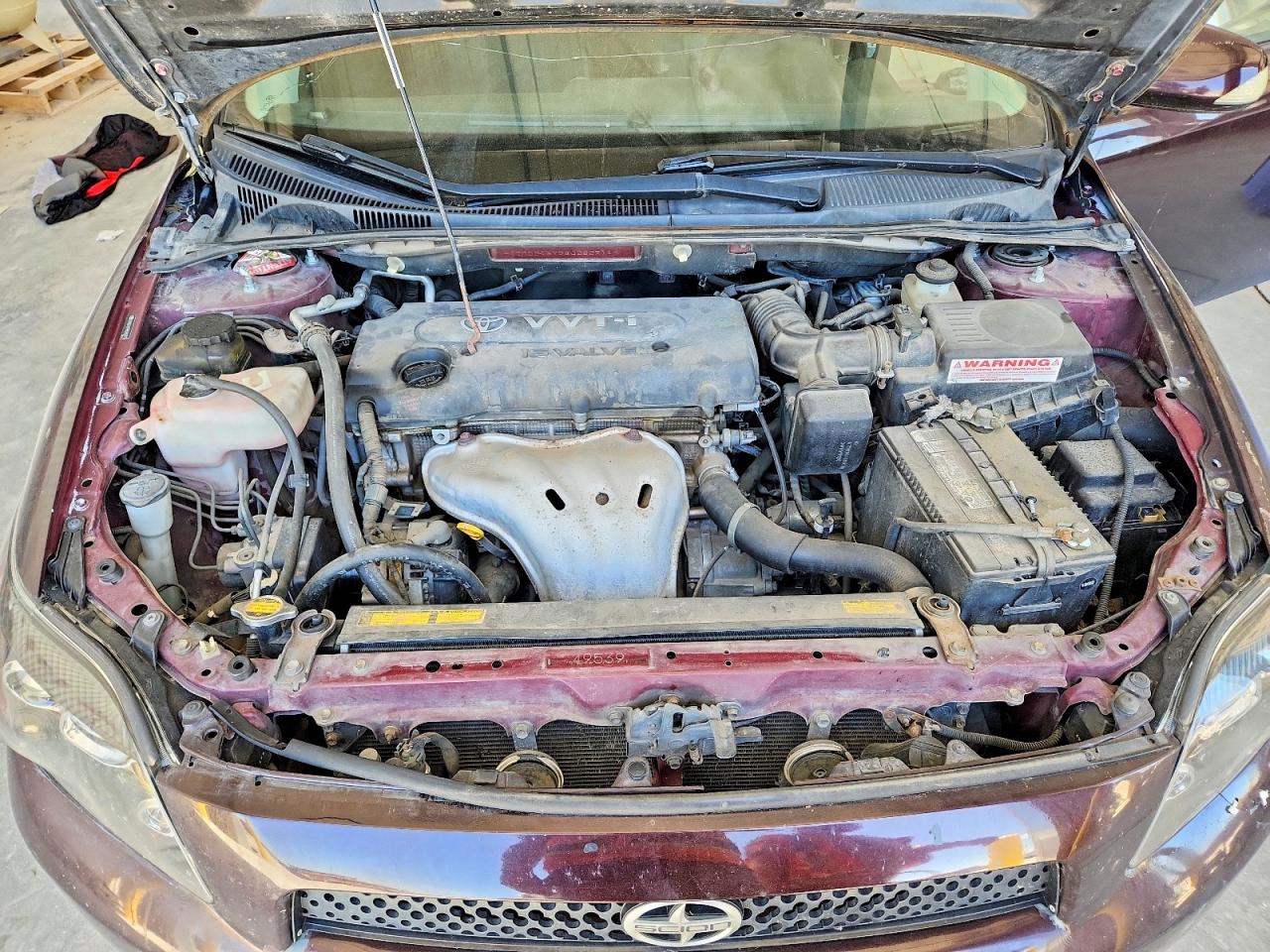 2008 Toyota Scion Burgundy vin: JTKDE167980262911