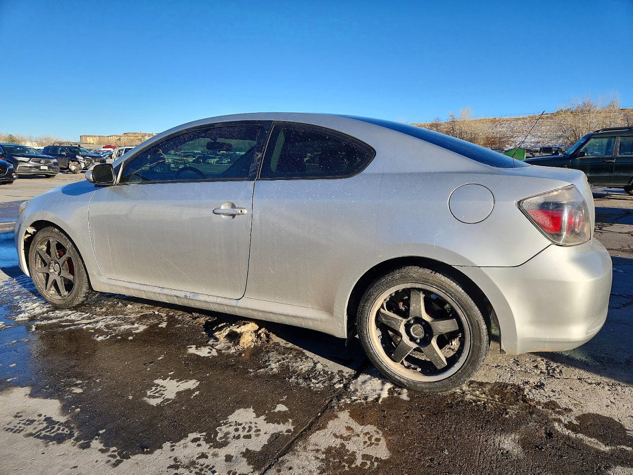 2007 Toyota Scion Tc Silver vin: JTKDE177070199095
