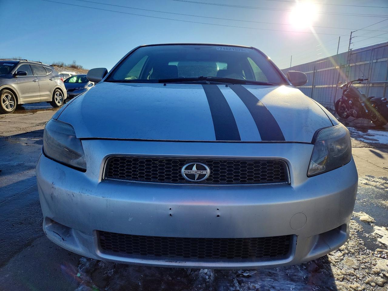 2007 Toyota Scion Tc Silver vin: JTKDE177070199095