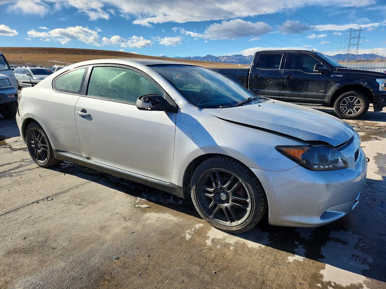 2005 Toyota Scion Tc Silver vin: JTKDE177450022885