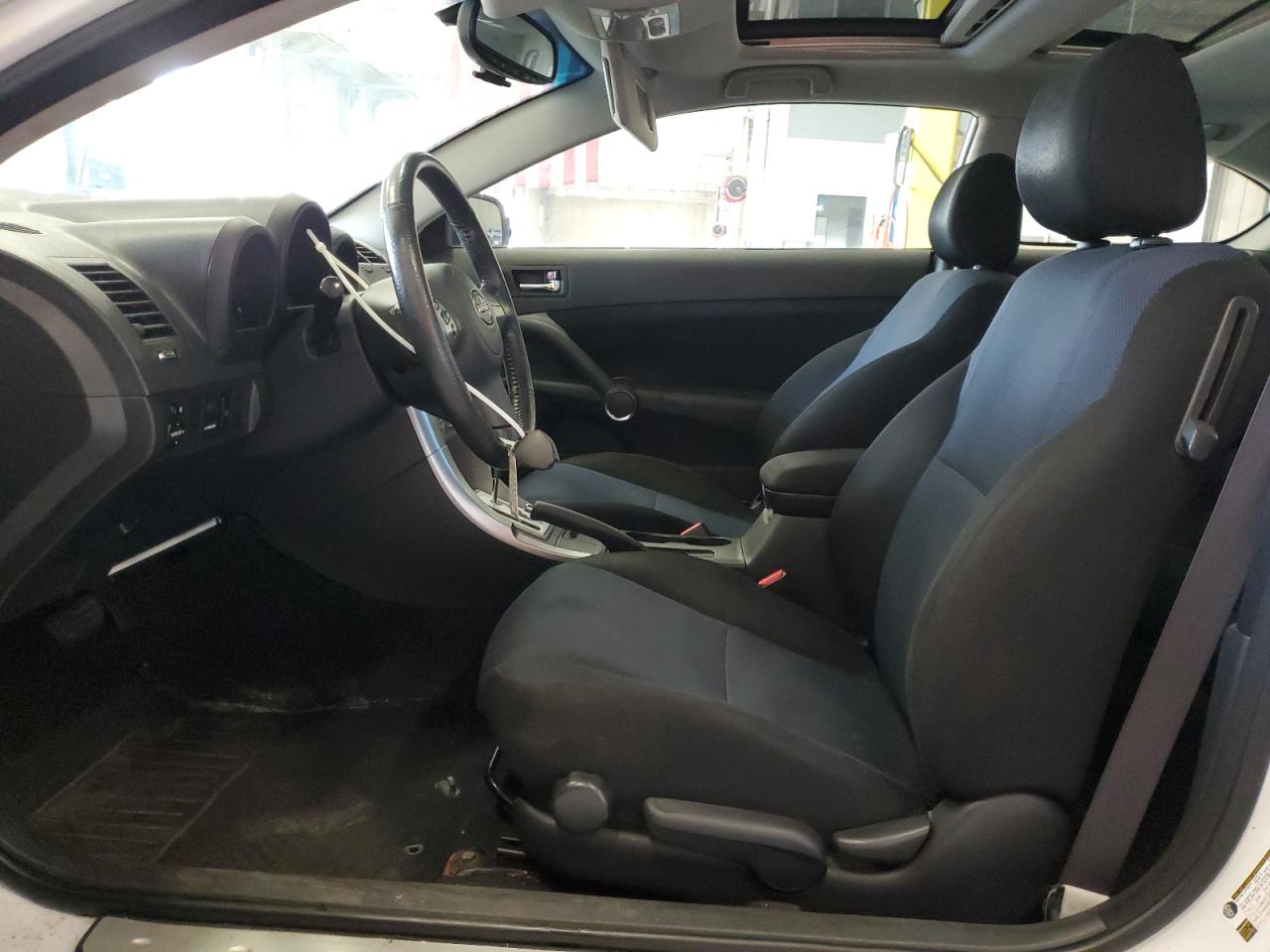 2007 Toyota Scion Tc White vin: JTKDE177570151950