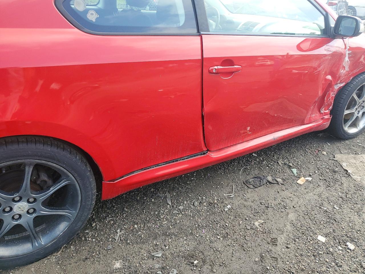 2005 Toyota Tc Base Красный vin: JTKDE177750054231