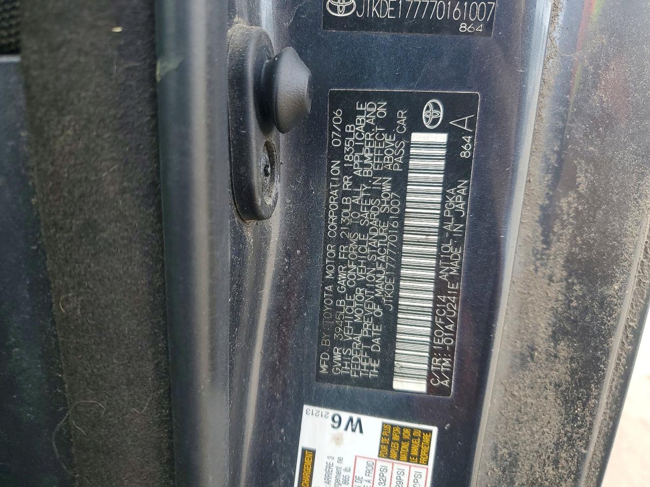 2007 Toyota Scion Tc Gray vin: JTKDE177770161007