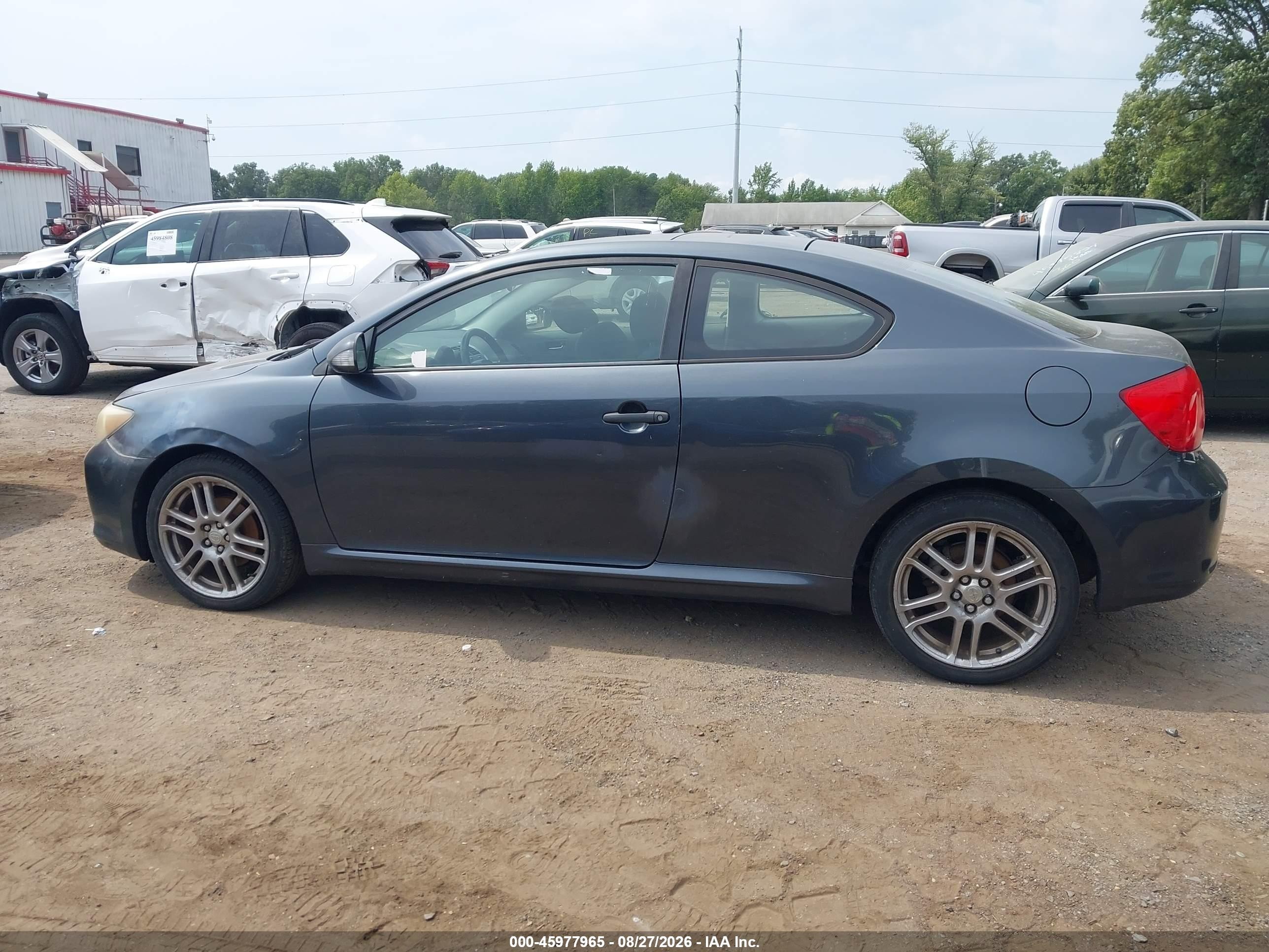 2007 Toyota Scion Tc   Gray vin: JTKDE177870193805
