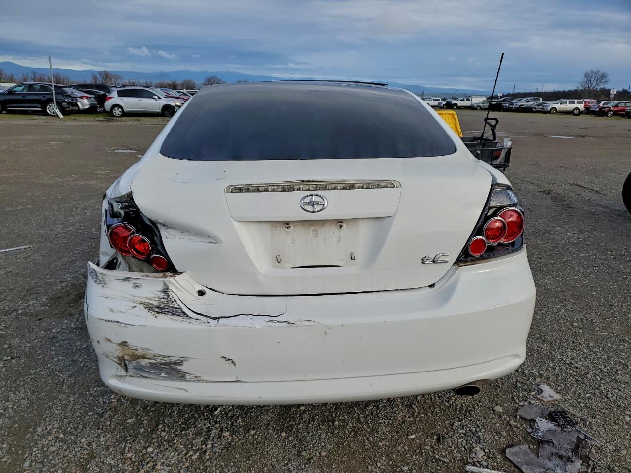 2010 Toyota Scion Tc White vin: JTKDE3B72A0307727