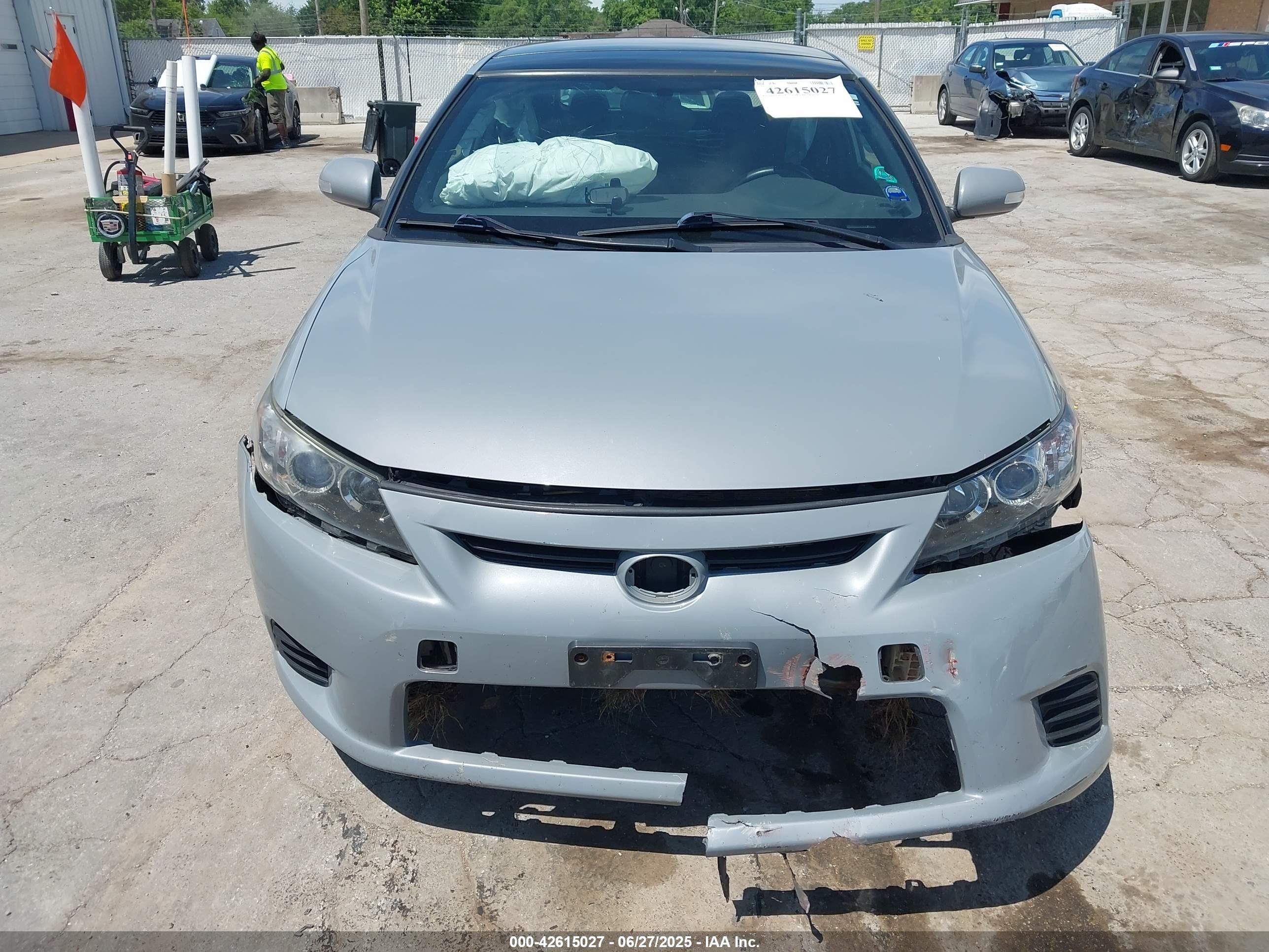 2012 Scion Tc   Gray vin: JTKJF5C70C3024206