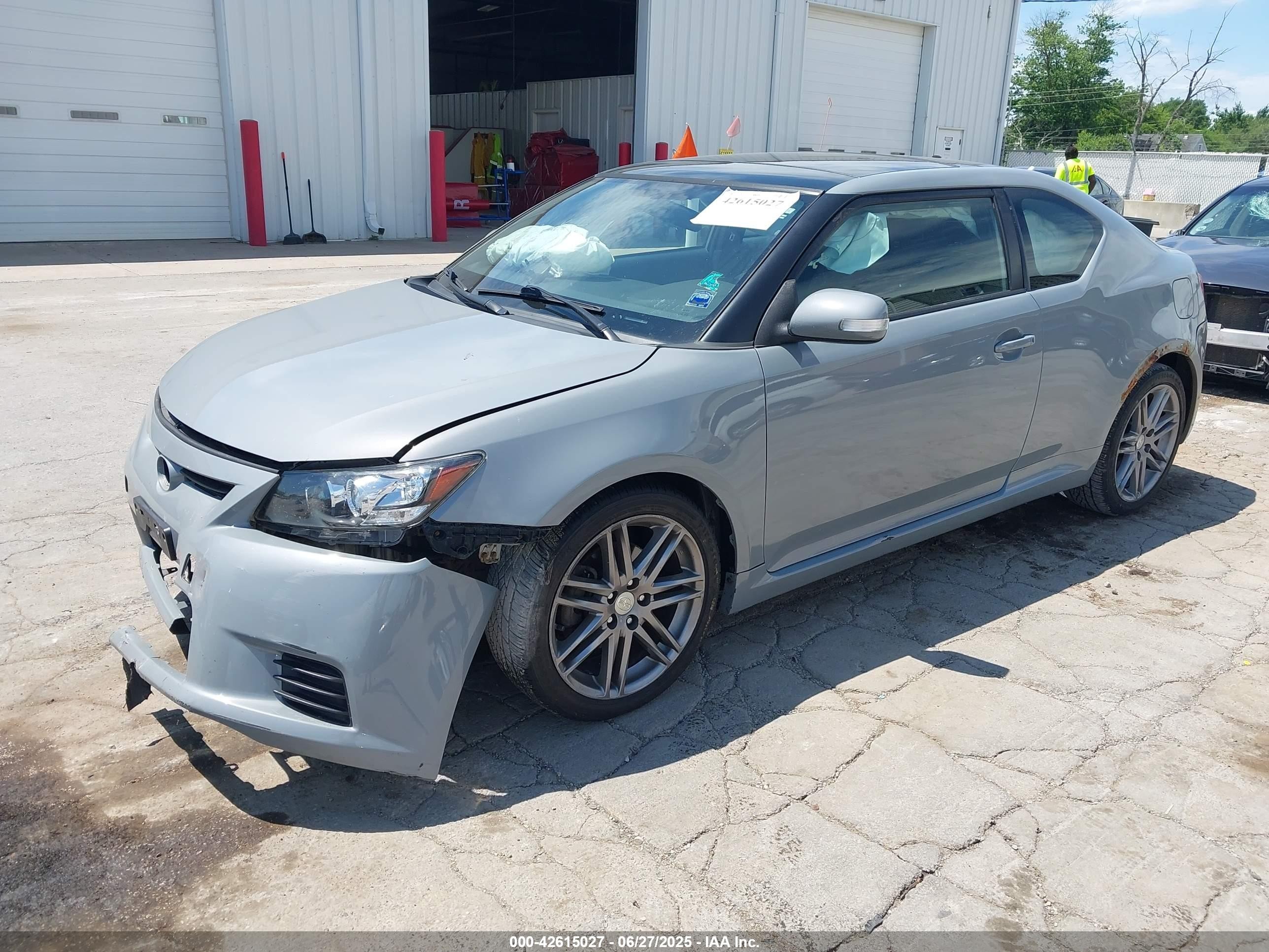 2012 Scion Tc   Gray vin: JTKJF5C70C3024206