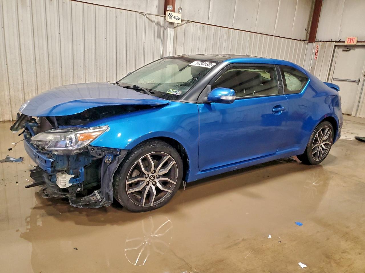 2015 Toyota Scion Tc Blue vin: JTKJF5C70FJ001895