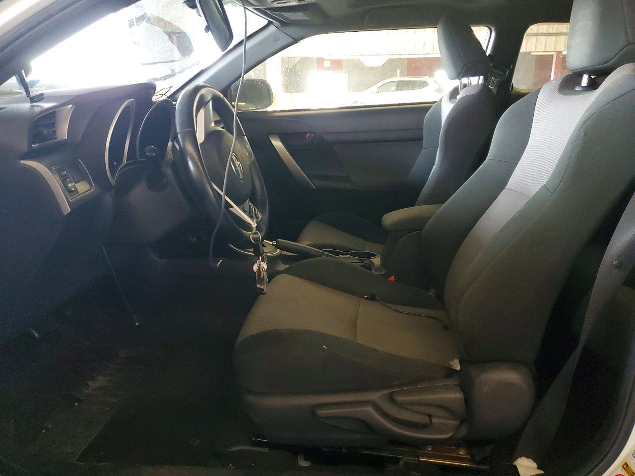 2015 Toyota Scion Tc White vin: JTKJF5C70FJ007051