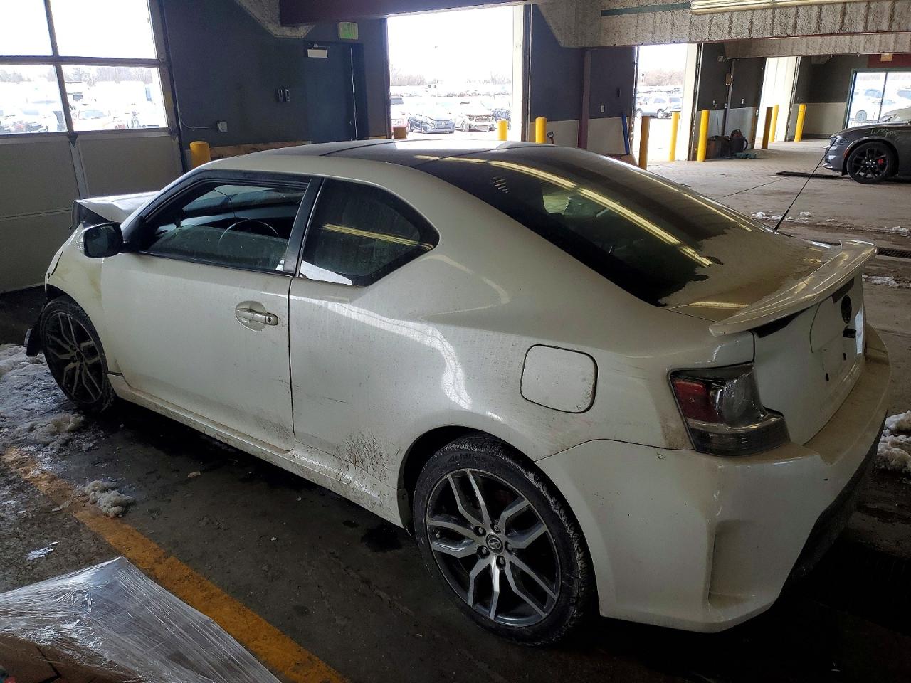 2015 Toyota Scion Tc White vin: JTKJF5C70FJ007051