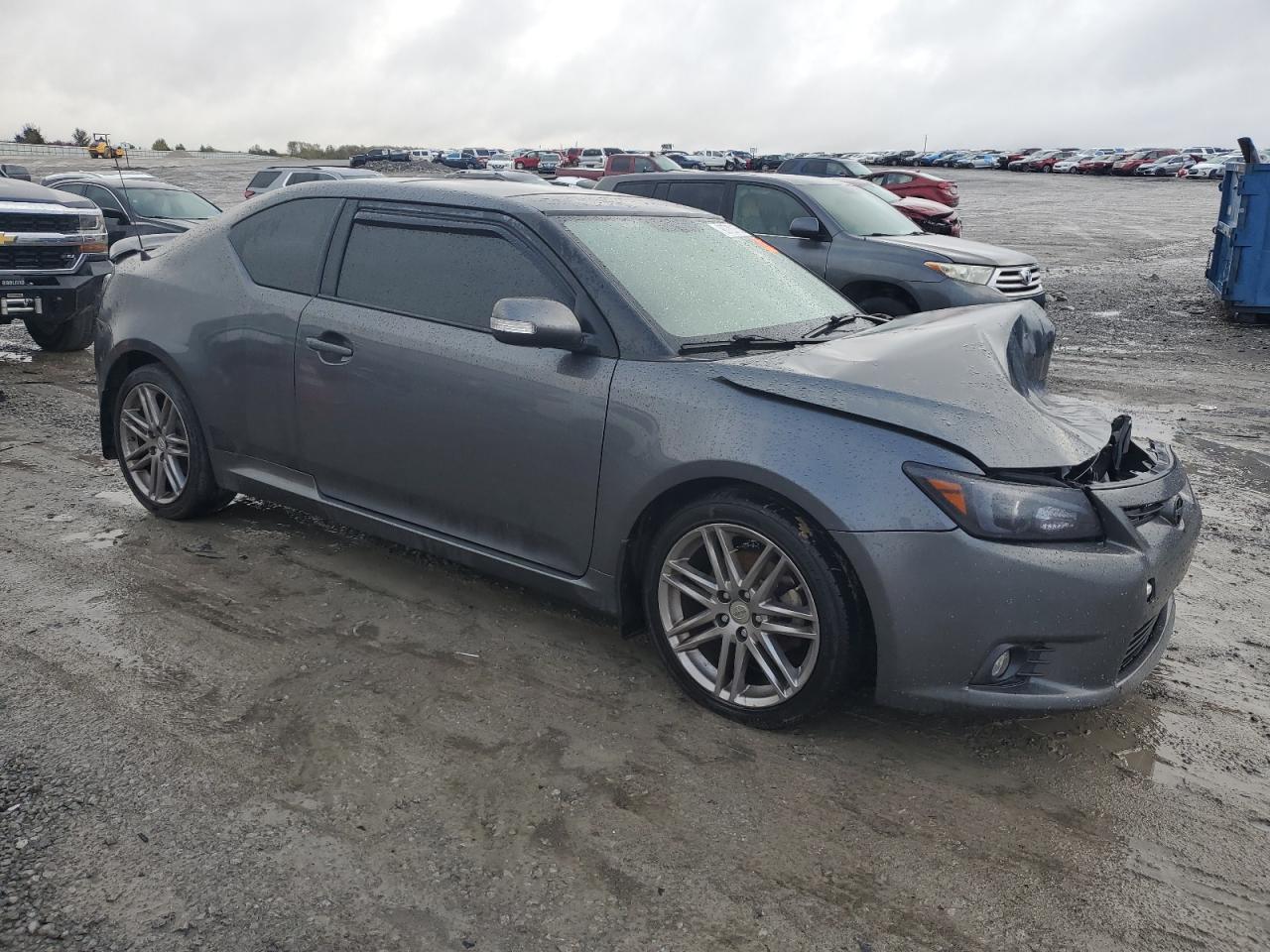 2011 Toyota Scion Tc Gray vin: JTKJF5C71B3001595