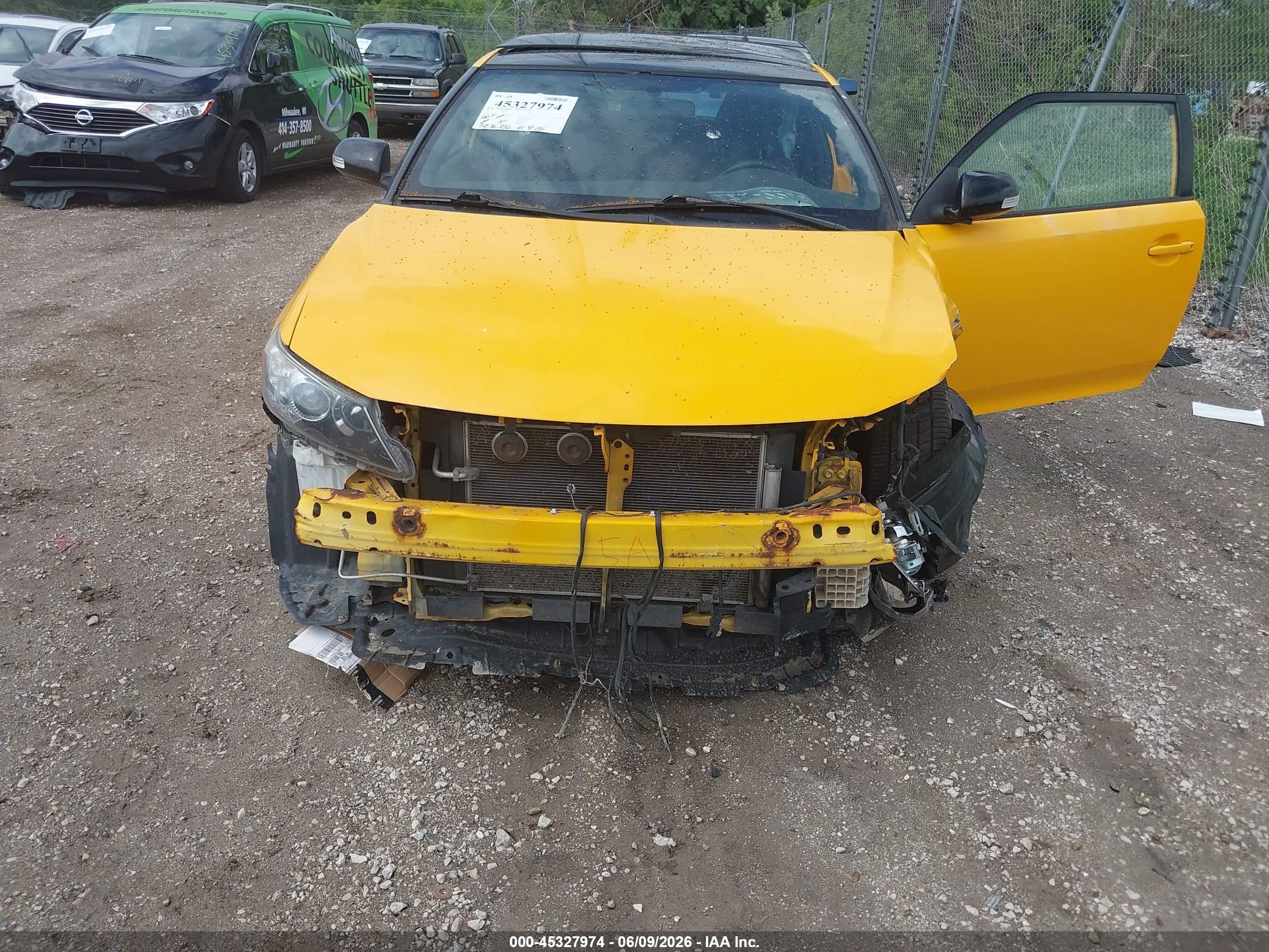 2012 Toyota Scion Tc   Yellow vin: JTKJF5C71C3026451