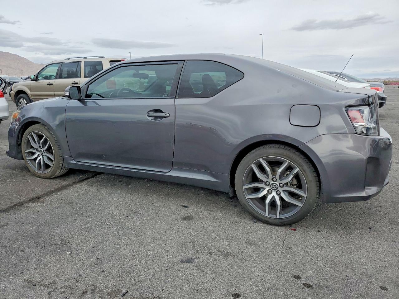 2015 Toyota Scion Tc Gray vin: JTKJF5C71FJ007219