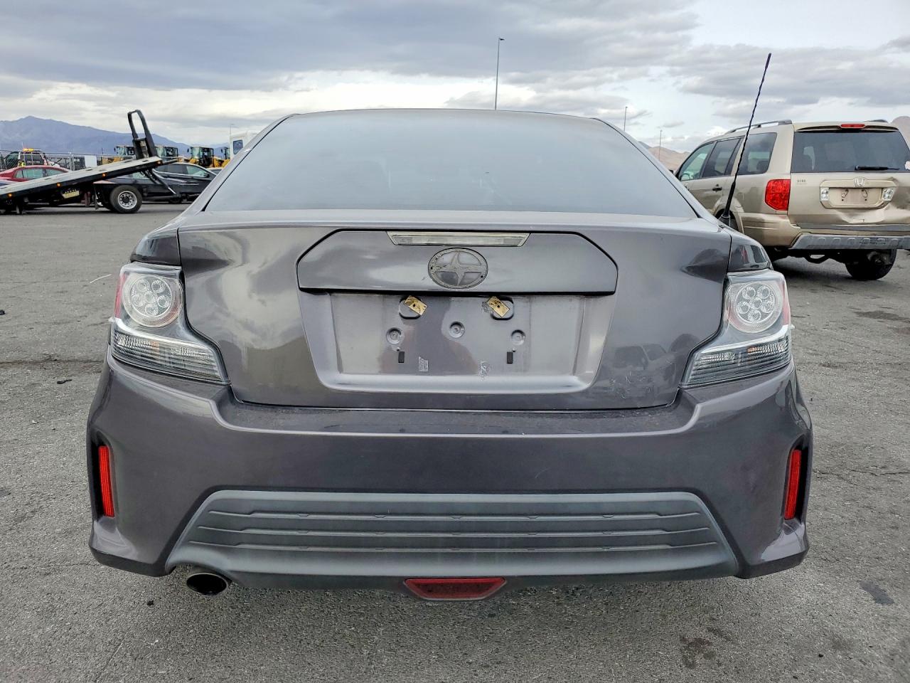 2015 Toyota Scion Tc Gray vin: JTKJF5C71FJ007219