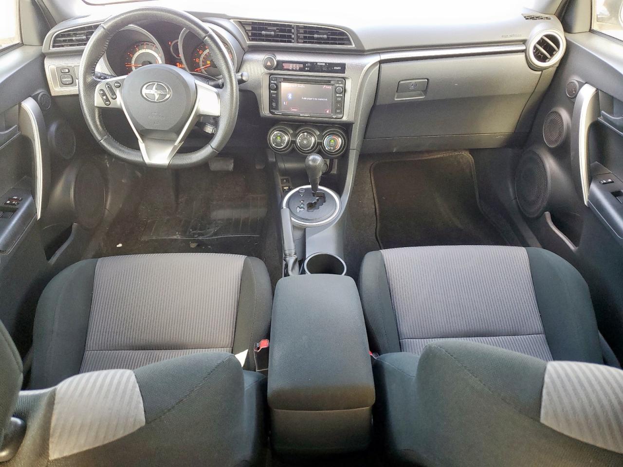 2014 Toyota Scion Tc Серебряный vin: JTKJF5C72E3072874