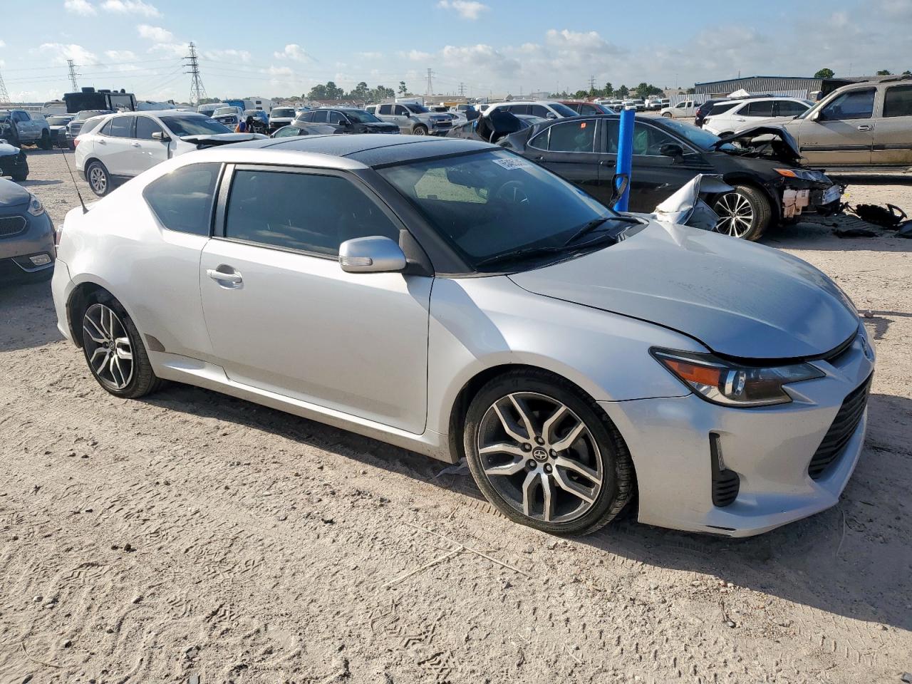 2014 Toyota Scion Tc Серебряный vin: JTKJF5C72E3072874