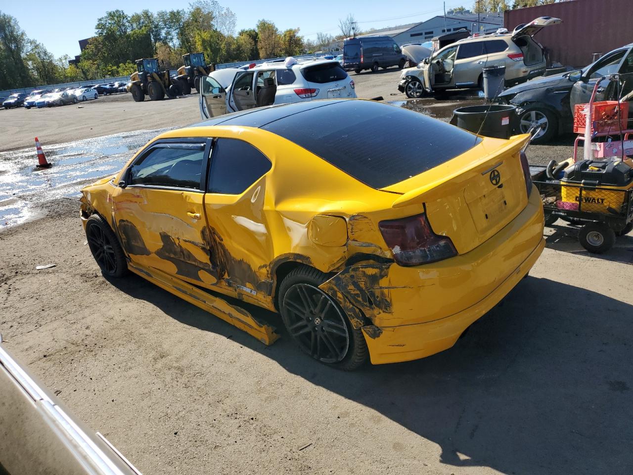 2012 Toyota Scion Tc Желтый vin: JTKJF5C73C3029299