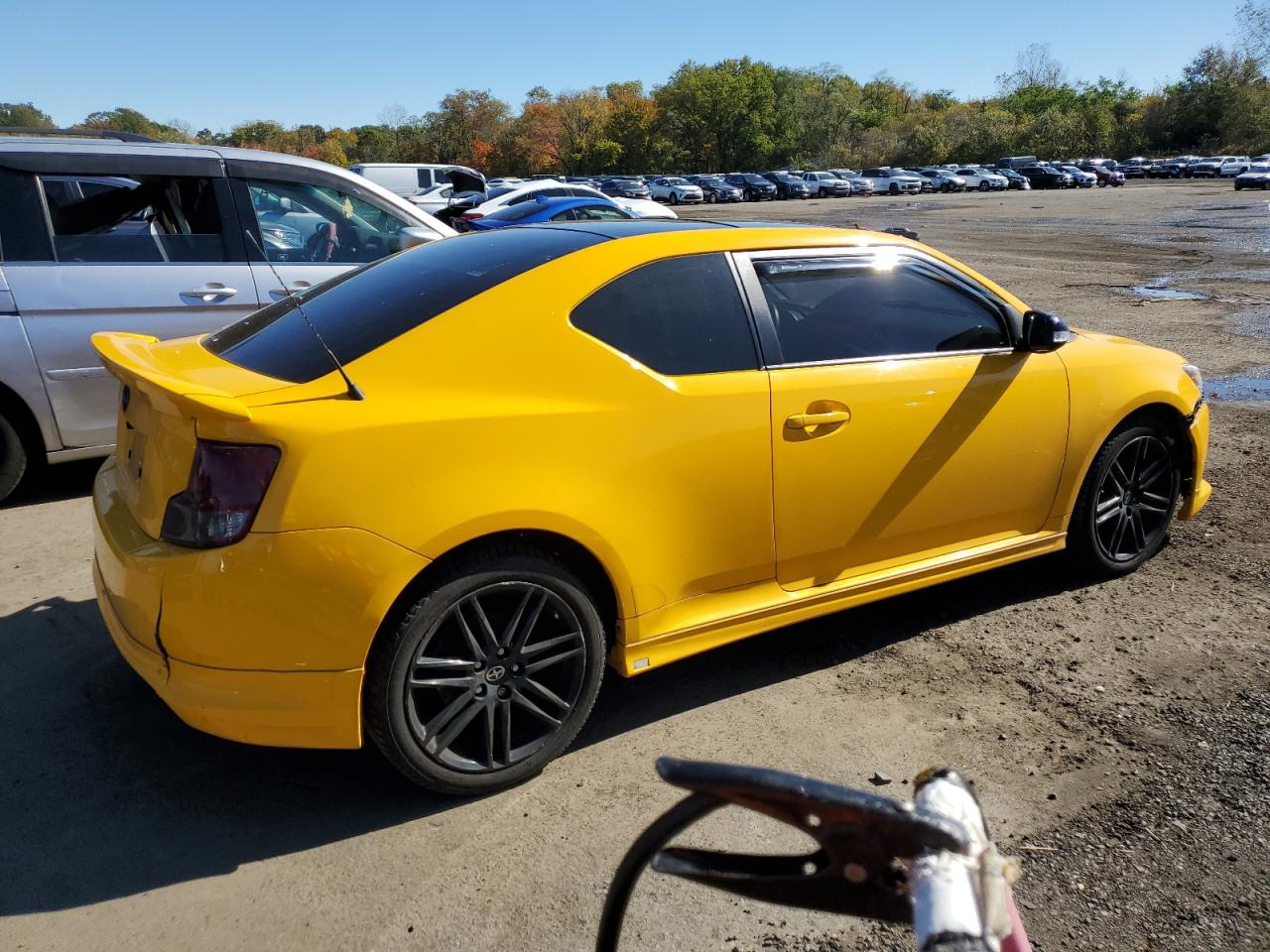 2012 Toyota Scion Tc Желтый vin: JTKJF5C73C3029299