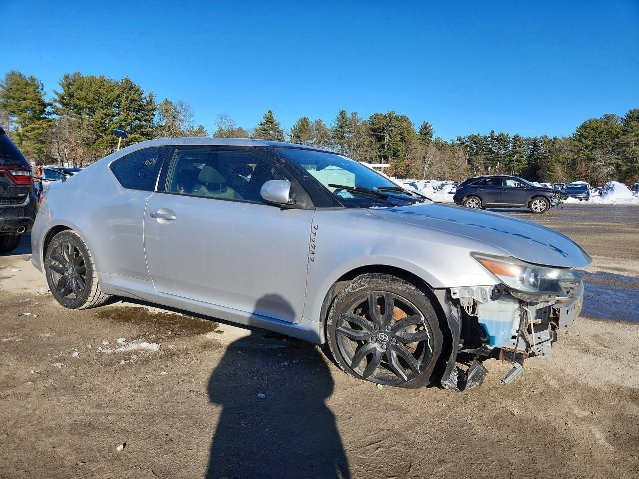 2014 Toyota Scion Tc Silver vin: JTKJF5C73E3076819