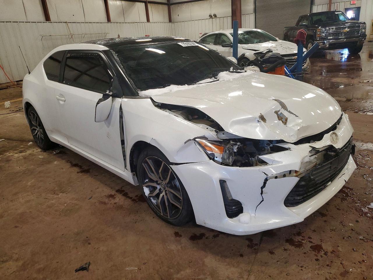 2015 Toyota Scion Tc White vin: JTKJF5C73F3092309