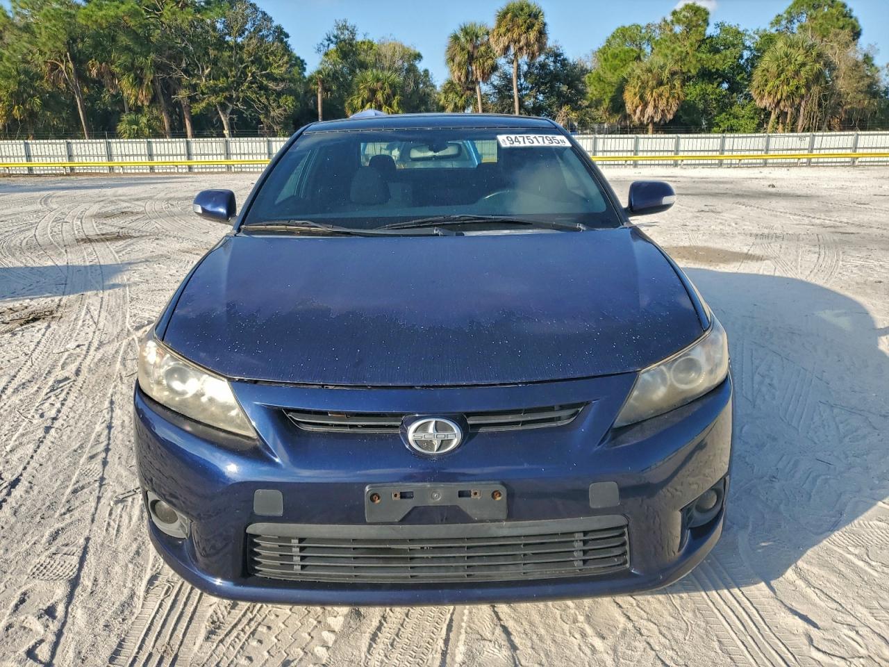 2011 Toyota Scion Tc Blue vin: JTKJF5C74B3008430