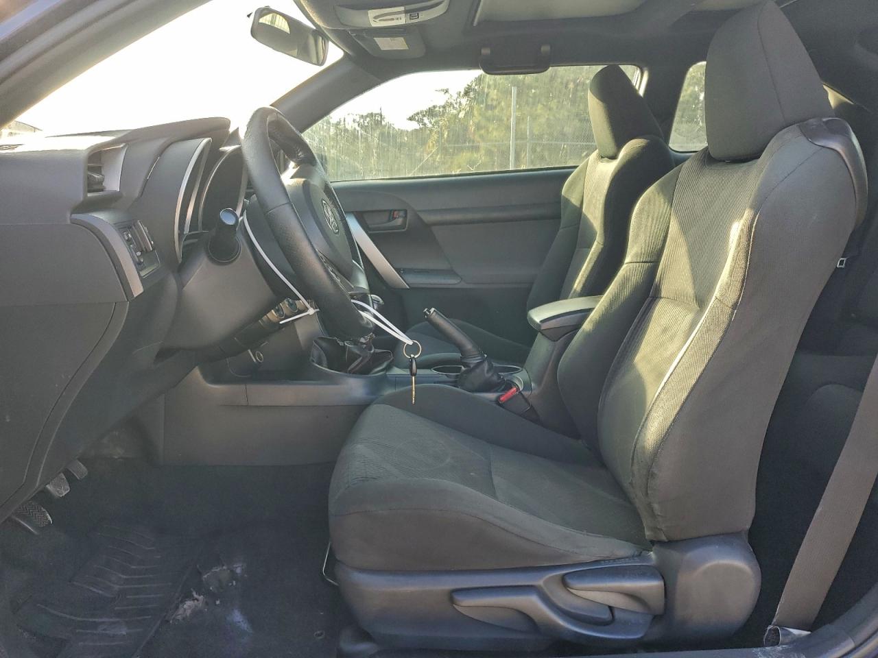 2011 Toyota Scion Tc Blue vin: JTKJF5C74B3008430