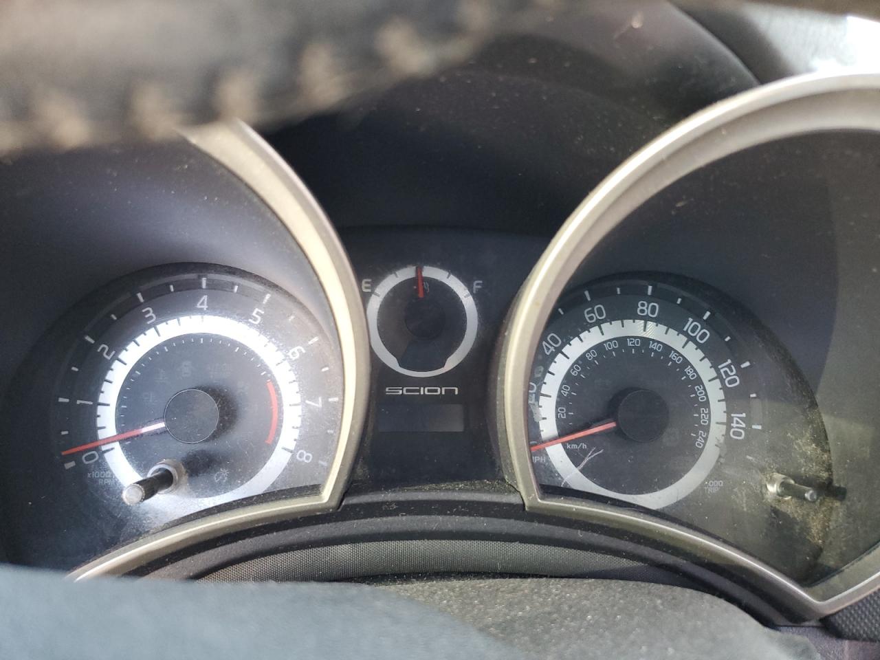 2011 Toyota Scion Tc Silver vin: JTKJF5C74B3010386