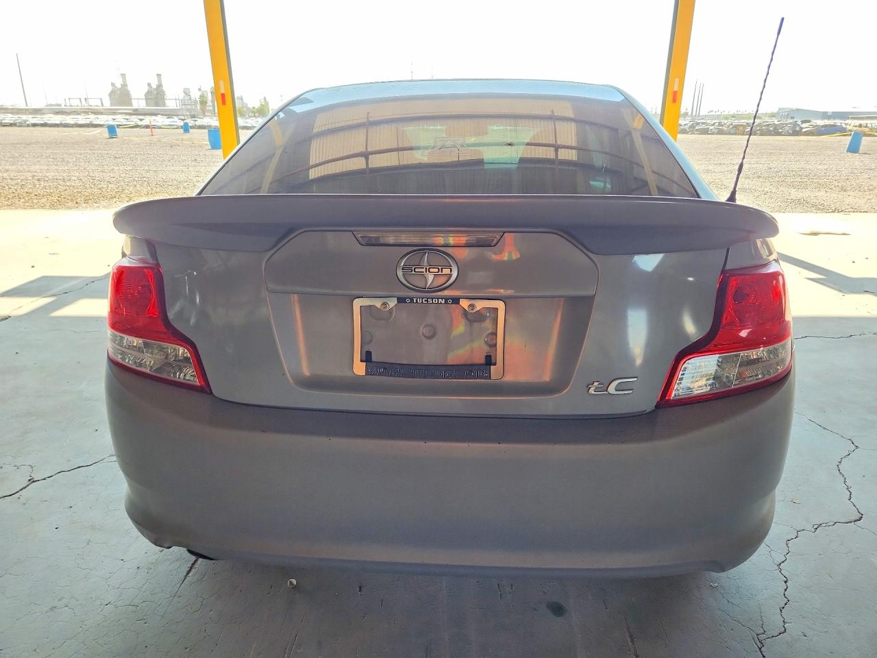 2011 Toyota Scion Gray vin: JTKJF5C74B3017001