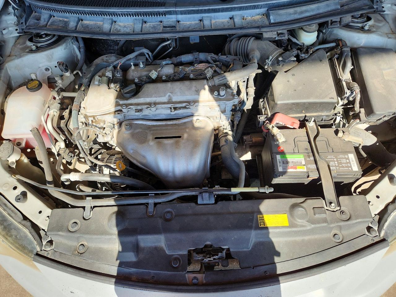 2011 Toyota Scion Gray vin: JTKJF5C74B3017001