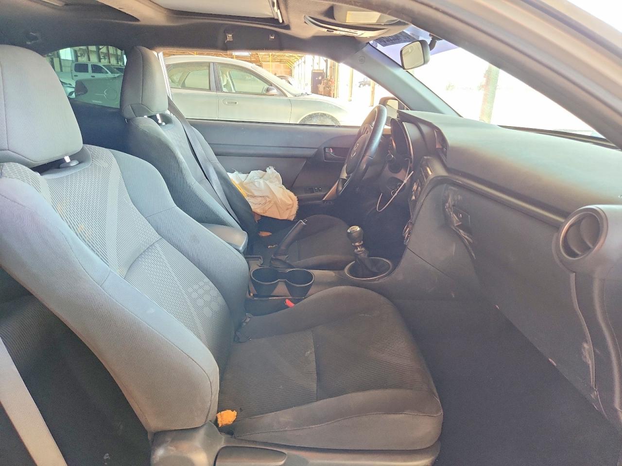 2011 Toyota Scion Gray vin: JTKJF5C74B3017001