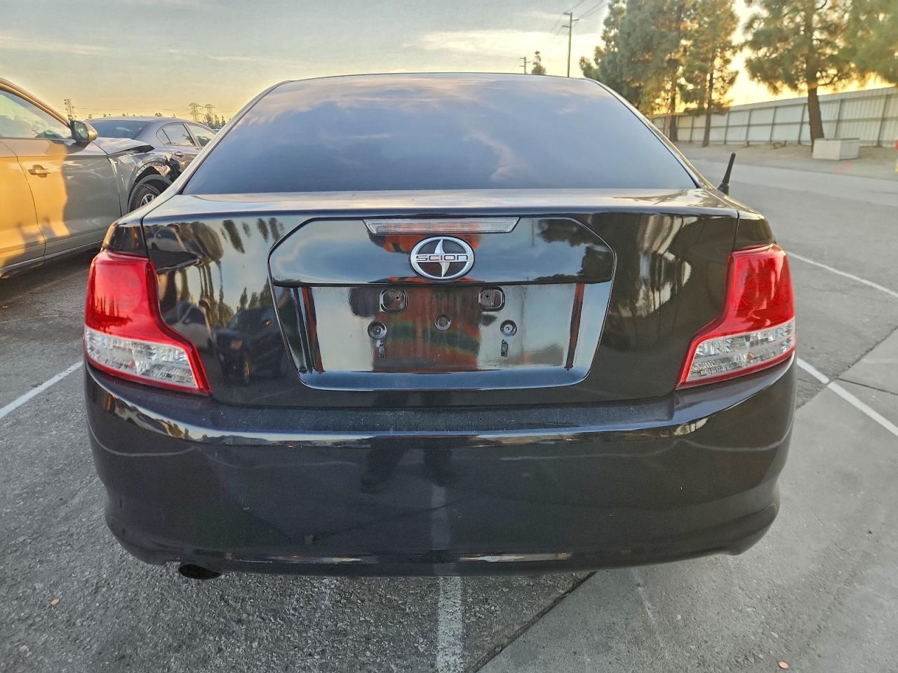2011 Toyota Scion Tc Black vin: JTKJF5C74B3019184
