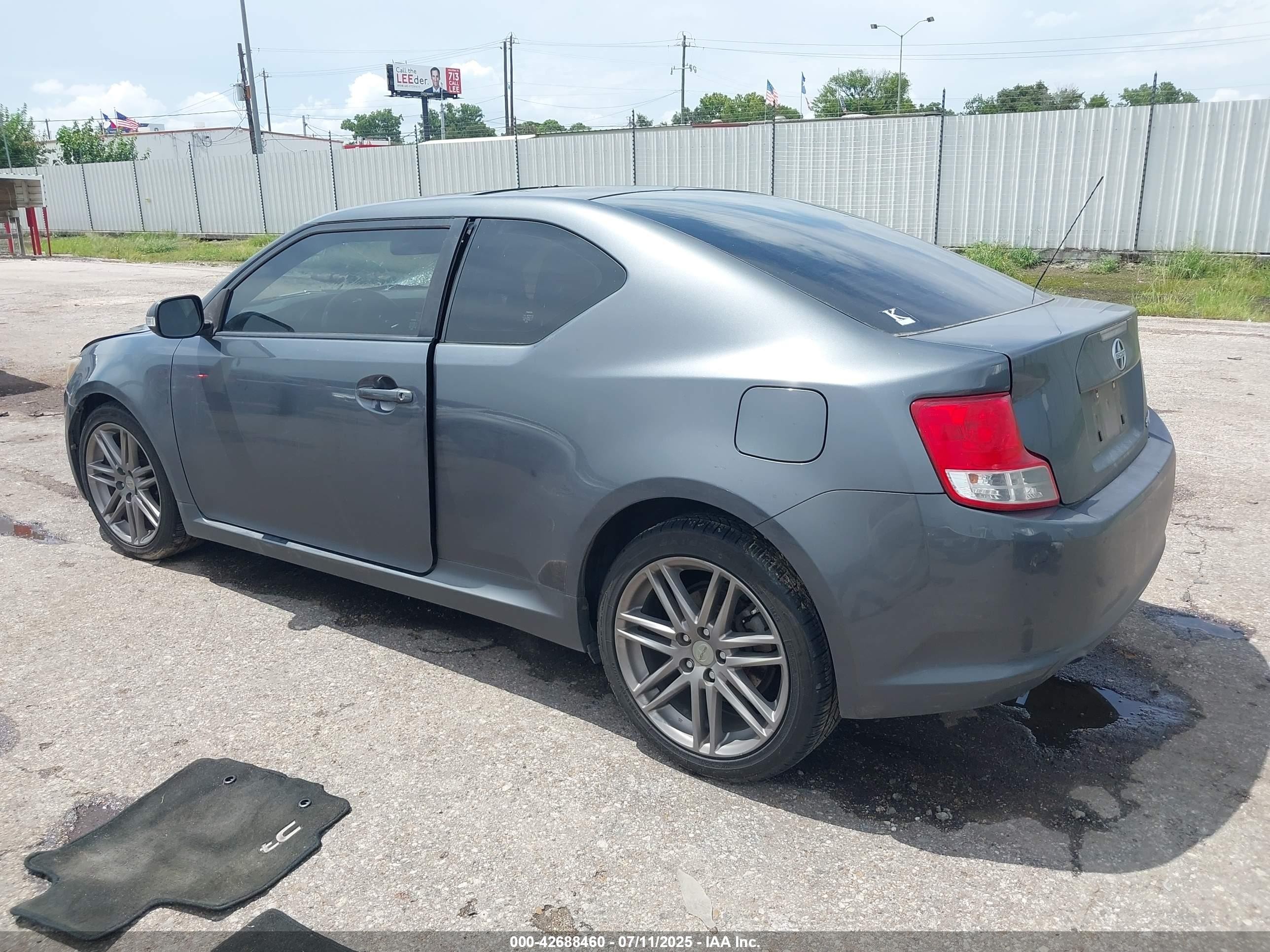 2012 Scion Tc   Серый vin: JTKJF5C74C3028890