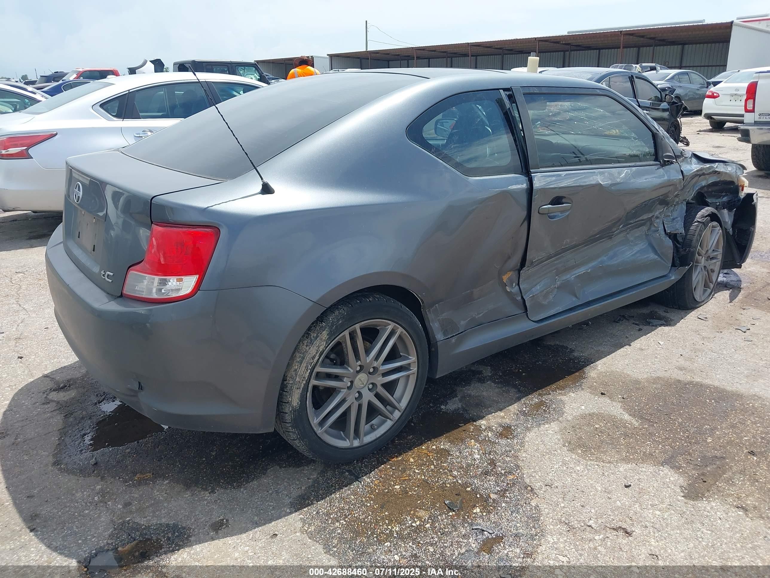 2012 Scion Tc   Серый vin: JTKJF5C74C3028890
