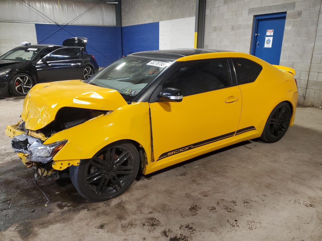 2012 Toyota Scion Tc Yellow vin: JTKJF5C74C3029392