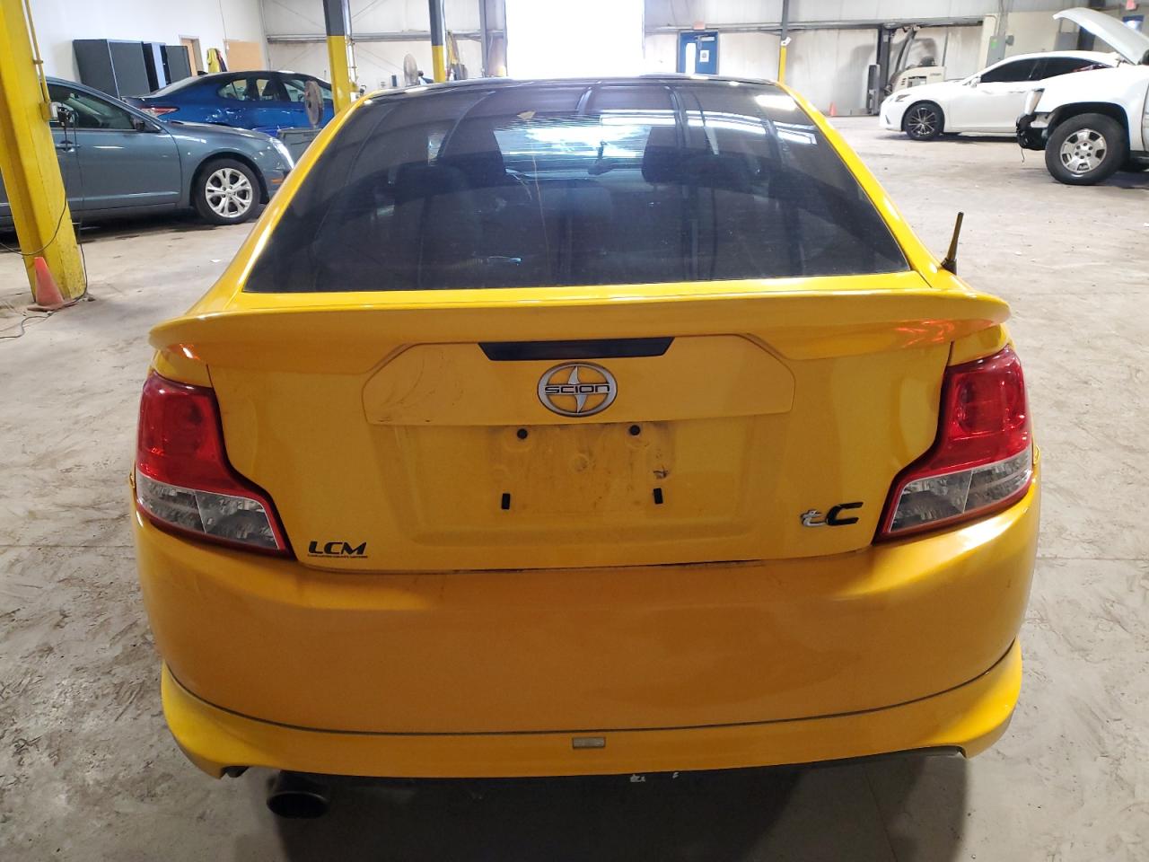 2012 Toyota Scion Tc Yellow vin: JTKJF5C74C3029392
