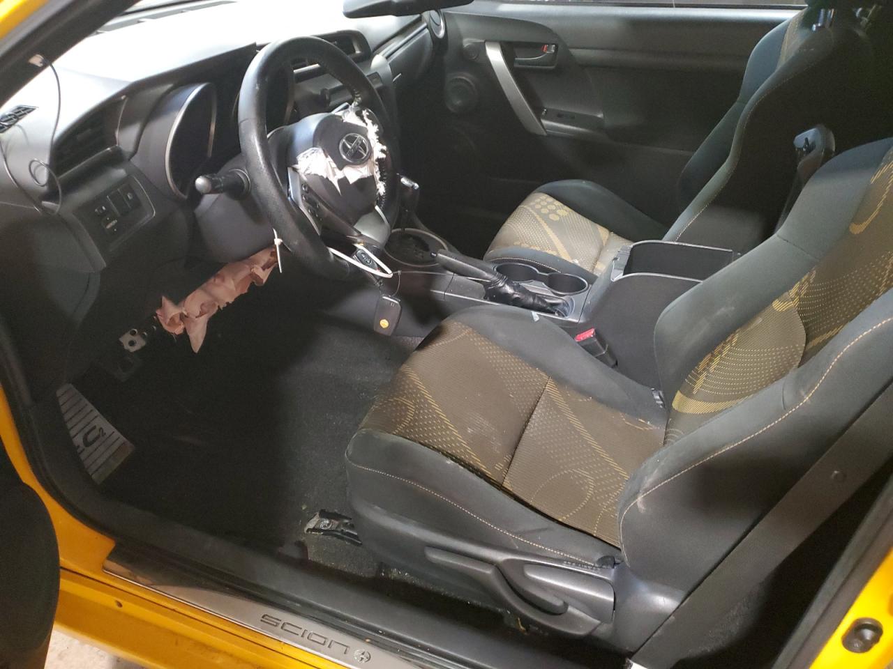 2012 Toyota Scion Tc Yellow vin: JTKJF5C74C3029392