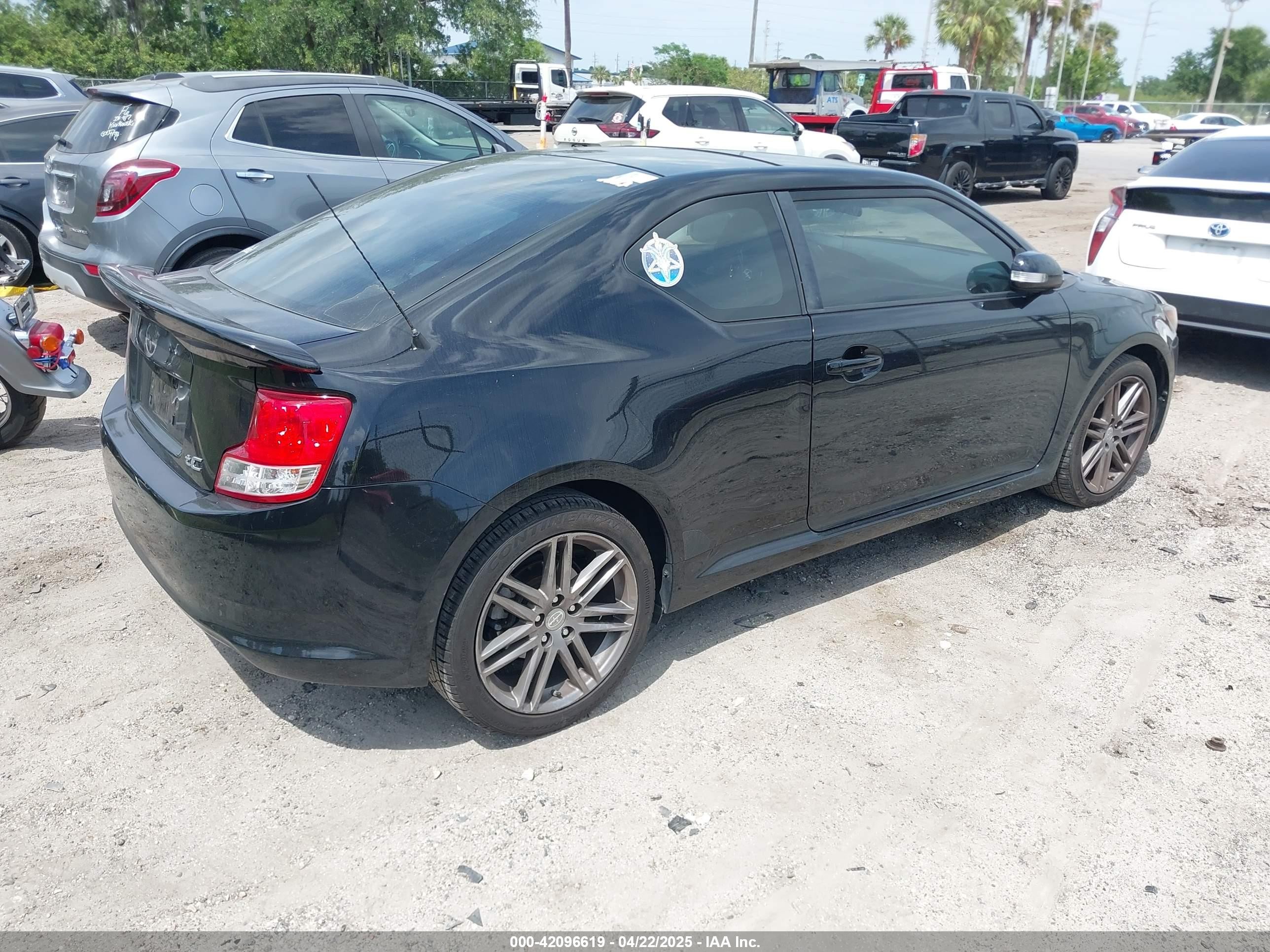 2012 Scion Tc   Black vin: JTKJF5C74C3038089