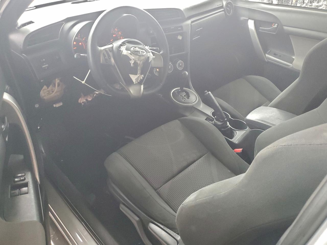 2011 Toyota Scion Tc Silver vin: JTKJF5C75B3018741