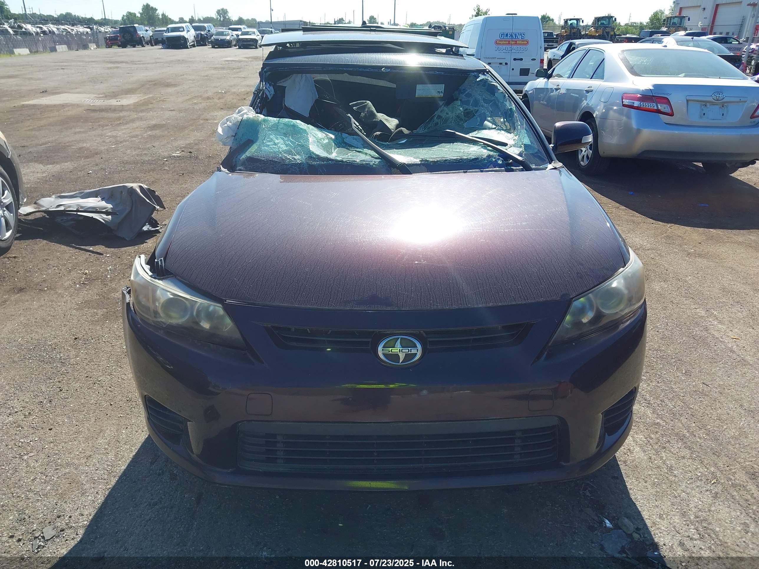 2012 Scion Tc   Фиолетовый vin: JTKJF5C75C3043382