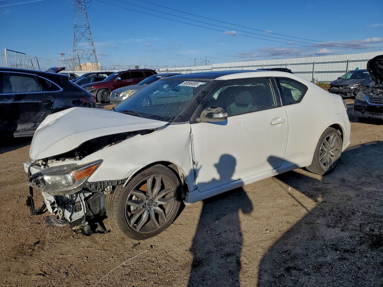 2014 Toyota Scion Tc White vin: JTKJF5C75E3074604