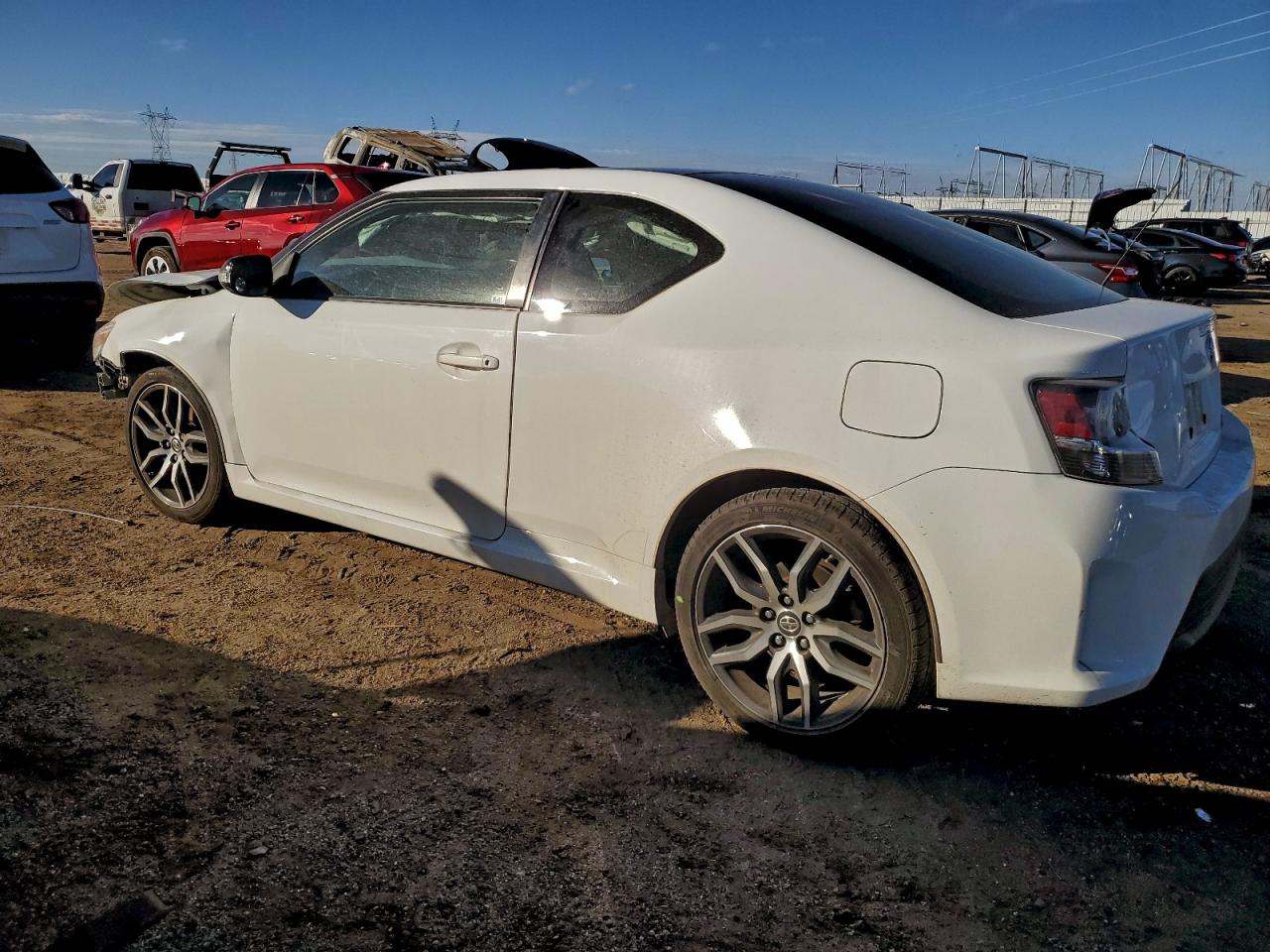 2014 Toyota Scion Tc White vin: JTKJF5C75E3074604