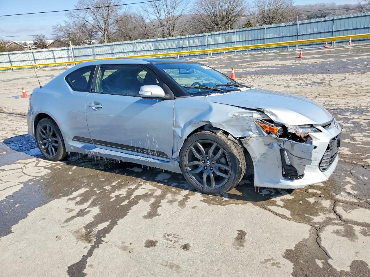 2014 Toyota Scion Tc Серебряный vin: JTKJF5C76E3067791