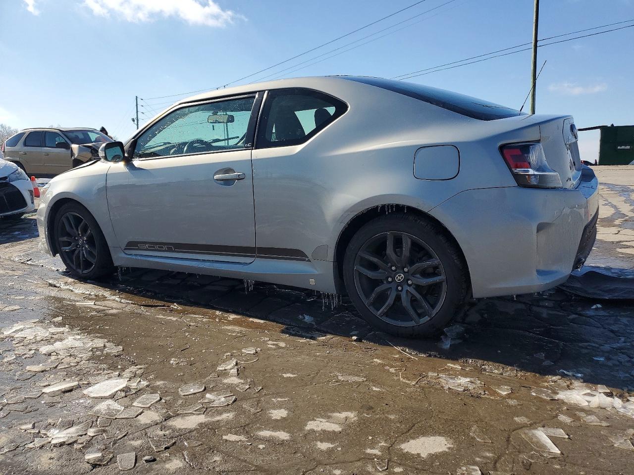 2014 Toyota Scion Tc Серебряный vin: JTKJF5C76E3067791
