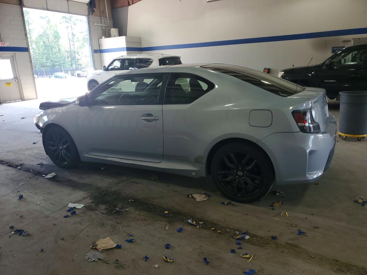 2014 Toyota Scion Tc Silver vin: JTKJF5C76E3076684