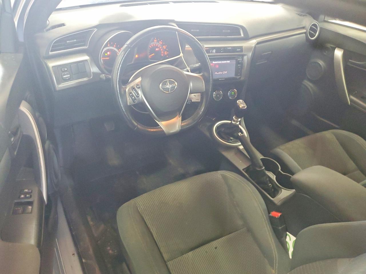 2014 Toyota Scion Tc Silver vin: JTKJF5C76E3076684