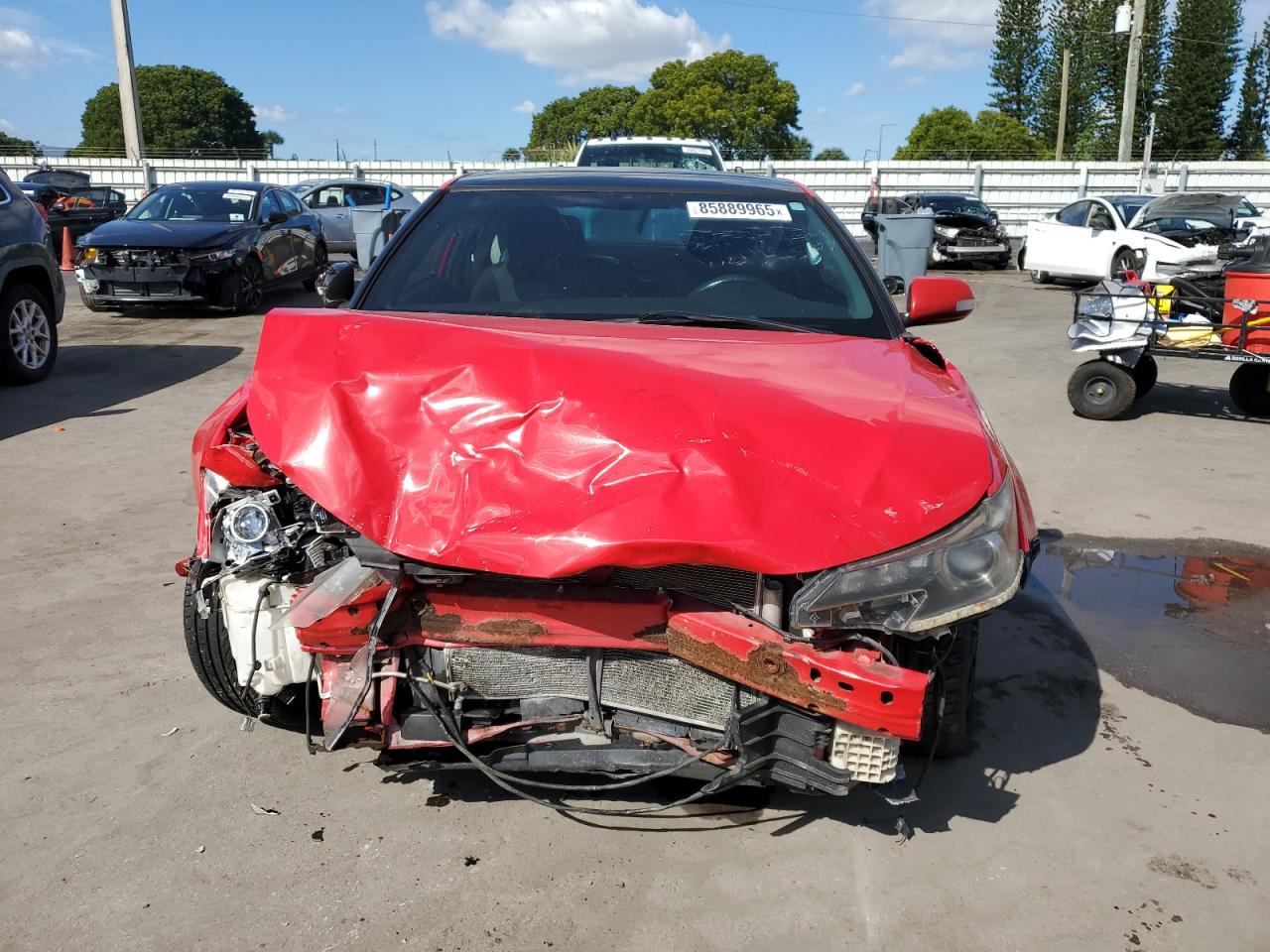 2014 Toyota Scion Tc Red vin: JTKJF5C77E3080551