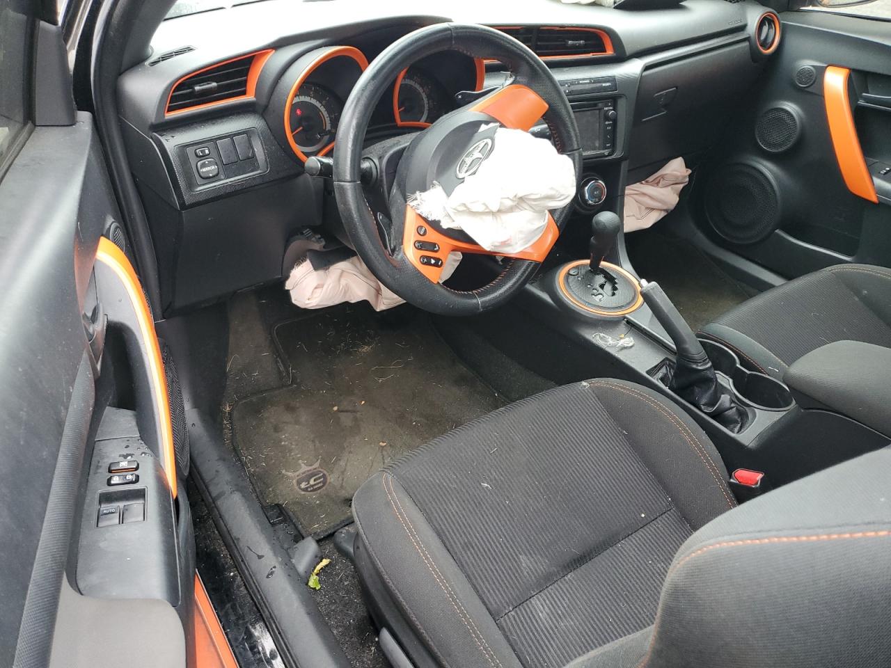 2015 Toyota Scion Tc Two Tone vin: JTKJF5C77FJ007256