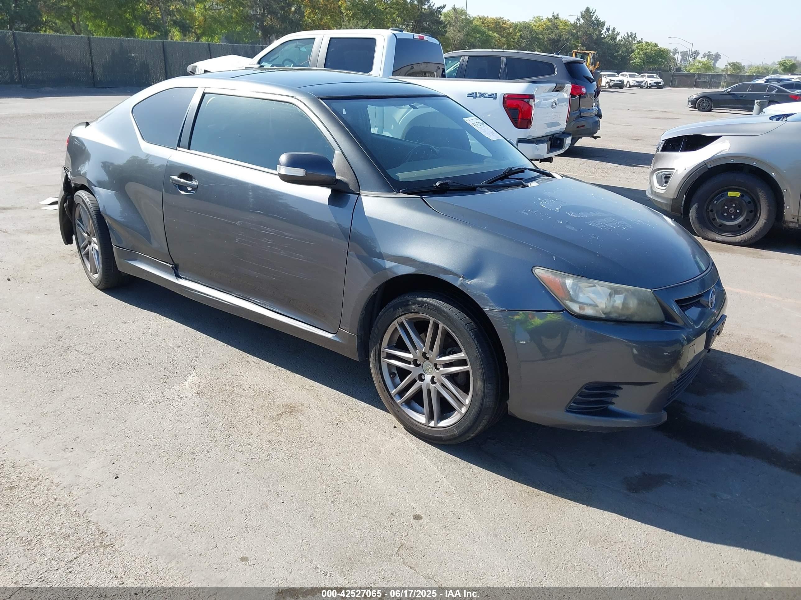 2012 Scion Tc   Gray vin: JTKJF5C78C3030206