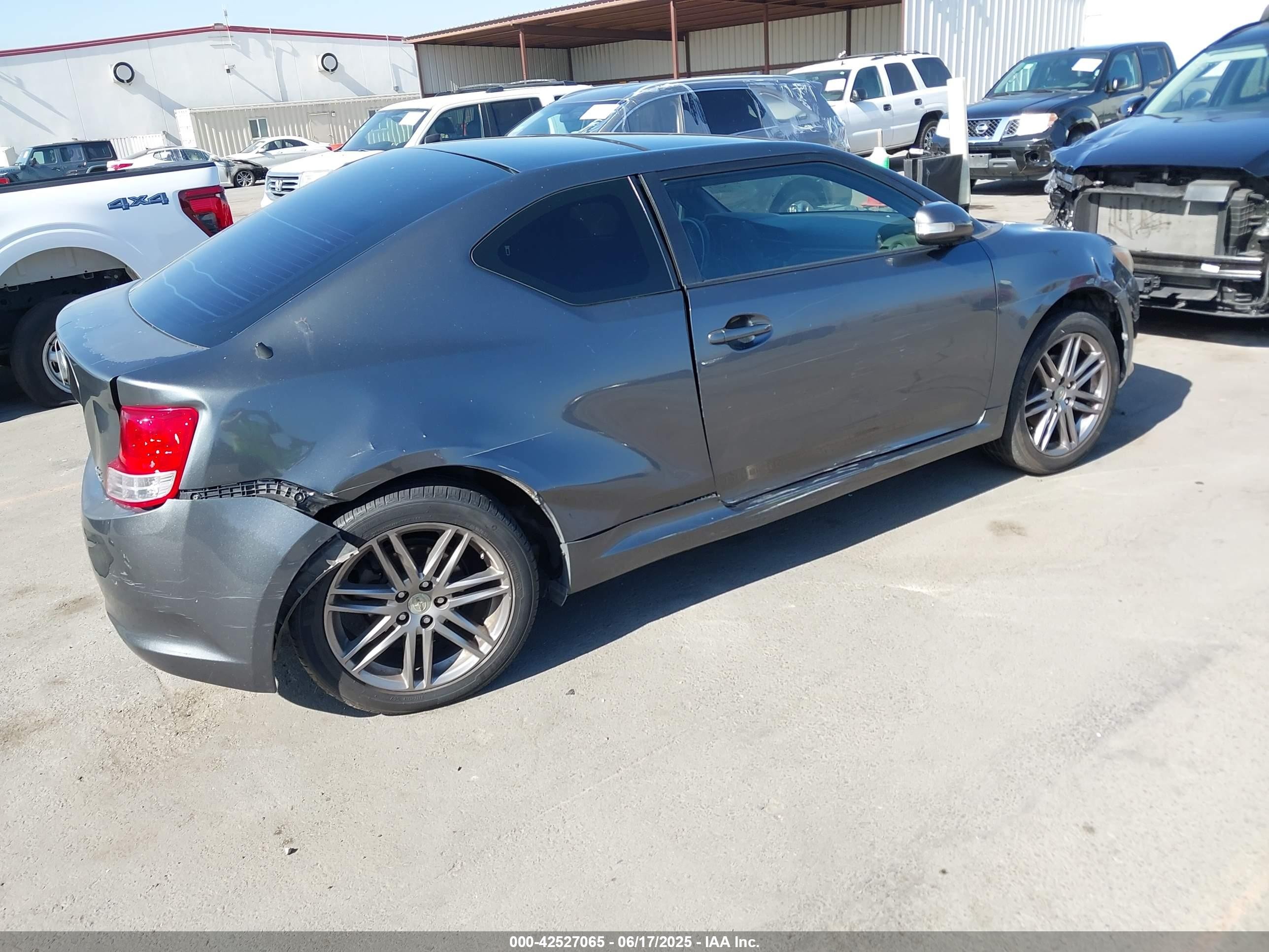 2012 Scion Tc   Gray vin: JTKJF5C78C3030206